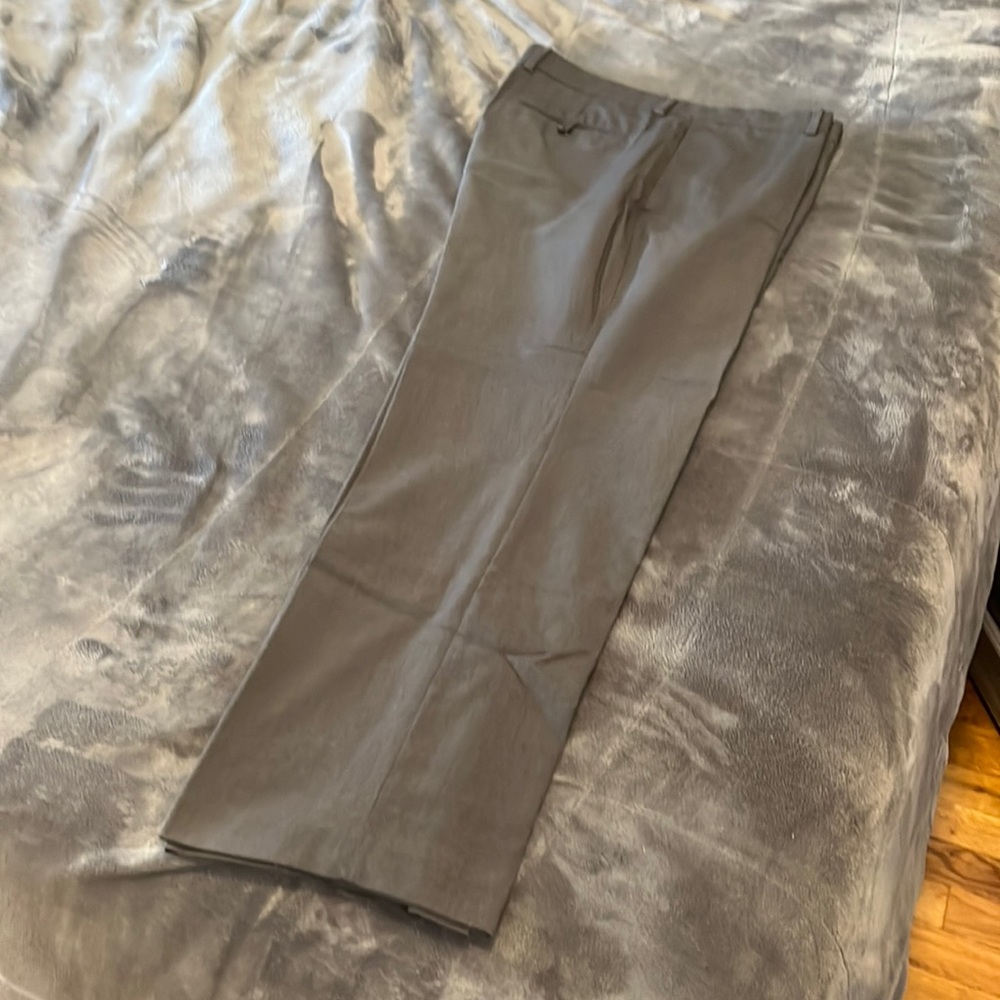 Mens Van Heusen 36X30 Dark Grey Dress Pants